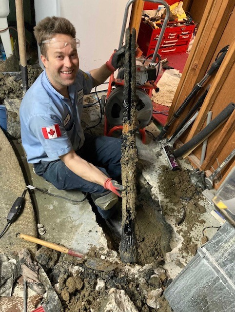 Calgary plumber on site